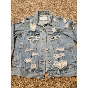 The Style Between Us ‎ Distressed Jean Jacket Size Medium Blue